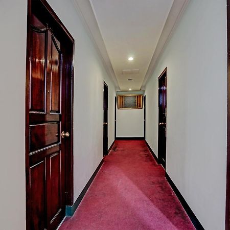 Super Oyo 91805 Hotel Wisma Bari Palembang Buitenkant foto