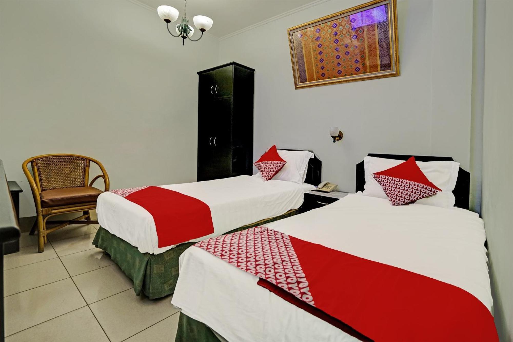 Super Oyo 91805 Hotel Wisma Bari Palembang Buitenkant foto